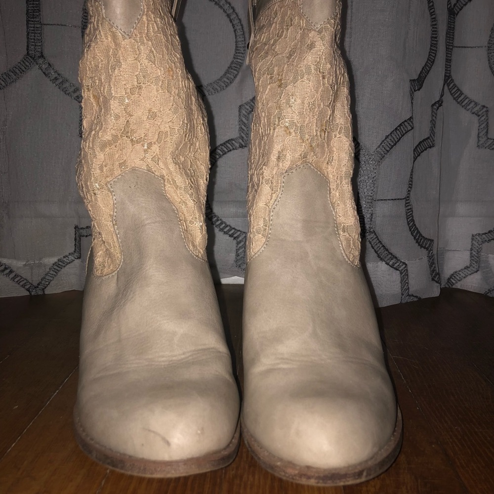 Buckle boots - Picture 2 of 8